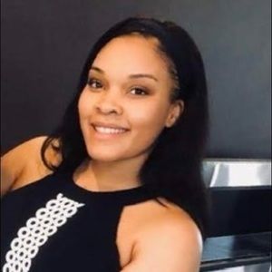 Meet your Posher, Desiree